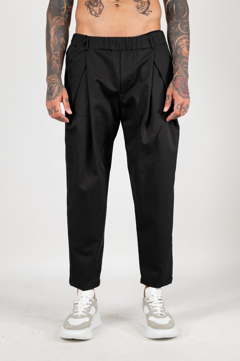 JW BLACK BALLOON PANTS WITH PINCE GL2677